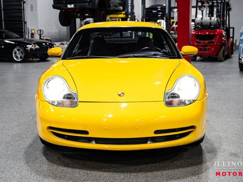 Used 2001 Porsche 911 Carrera 4 image 8