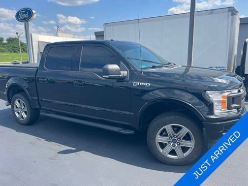 Used 2018 Ford F150 XLT w/ Equipment Group 302A Luxury AWD/4WD image 3