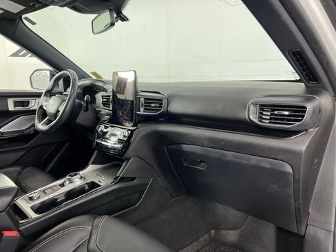 Used 2022 Ford Explorer ST w/ Equipment Group 401A image 12