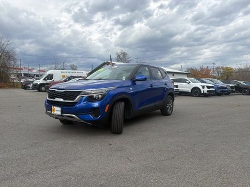 Certified 2023 Kia Seltos LX image 7