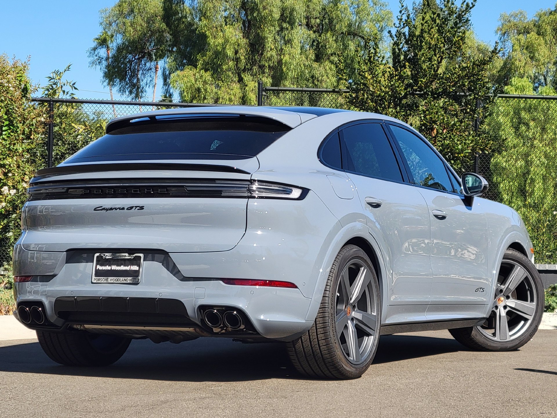 New 2026 Porsche Cayenne GTS AWD/4WD image 7
