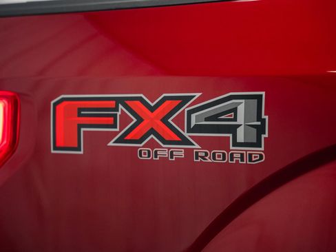 Used 2018 Ford F150 Platinum w/ Equipment Group 701A Luxury image 26