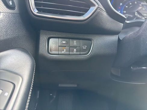 Used 2020 Hyundai Santa Fe Limited AWD/4WD image 13