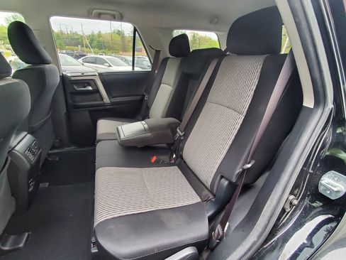 Used 2016 Toyota 4Runner SR5 AWD/4WD image 12