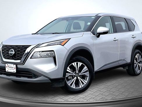 Used 2023 Nissan Rogue SV image 1