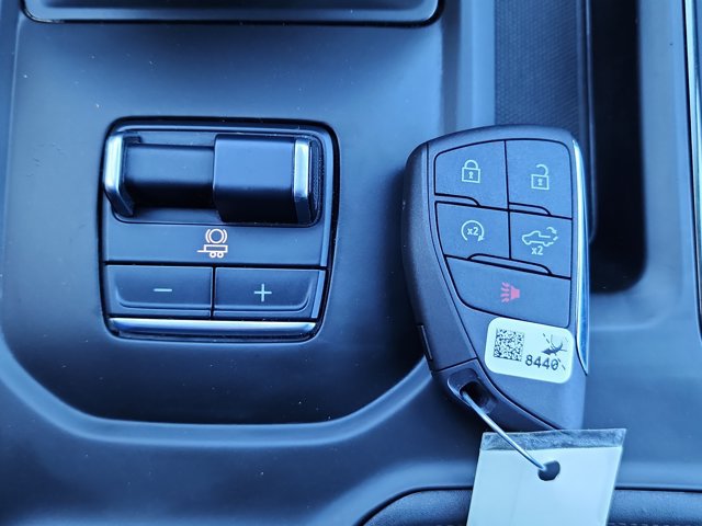 Used 2023 GMC Sierra 1500 AT4 w/ AT4 Premium Package AWD/4WD image 22
