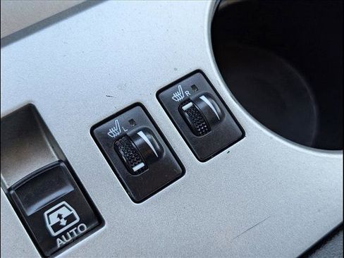 Used 2011 Toyota 4Runner Limited image 18