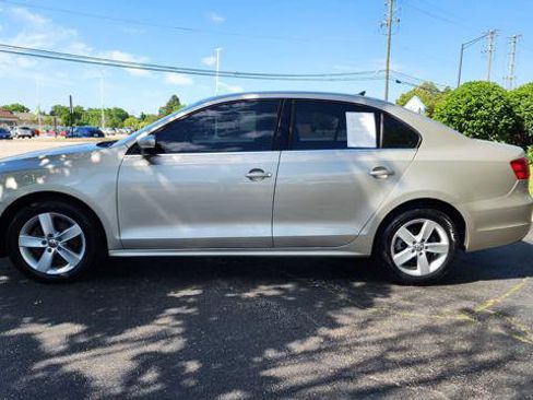 Used 2013 Volkswagen Jetta TDI FWD image 3