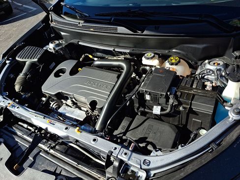 Certified 2023 Chevrolet Equinox LS w/ LS Convenience Package image 28