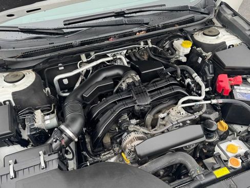 Used 2020 Subaru Outback Touring w/ Popular Package #2 image 33