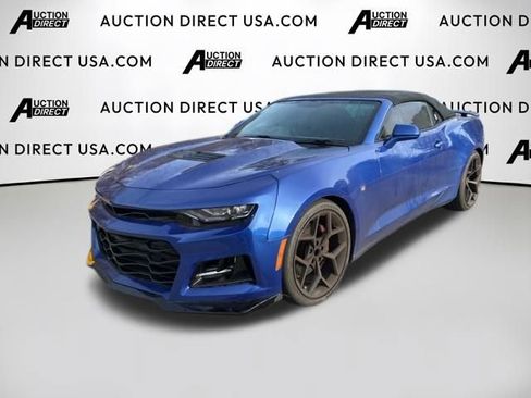 Used 2019 Chevrolet Camaro SS image 1