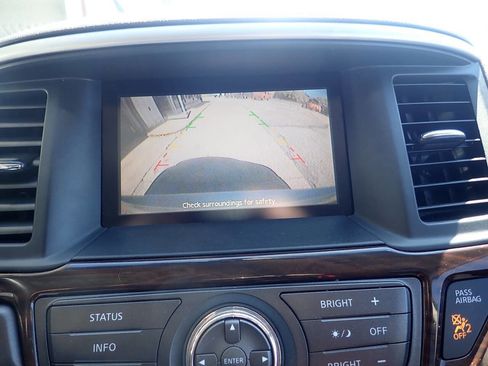 Used 2013 Nissan Pathfinder SL w/ Trailer Tow Pkg AWD/4WD image 26