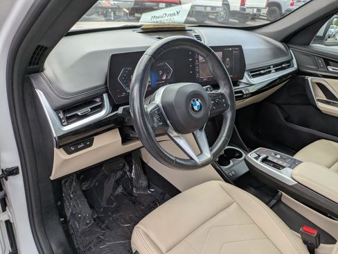 Used 2024 BMW X1 xDrive28i AWD/4WD image 14
