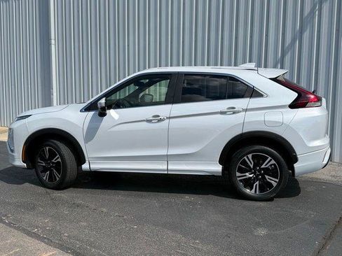 Used 2024 Mitsubishi Eclipse Cross SE AWD/4WD image 2