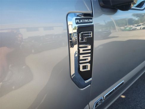 Used 2022 Ford F250 Platinum w/ Tremor Off-Road Package image 11
