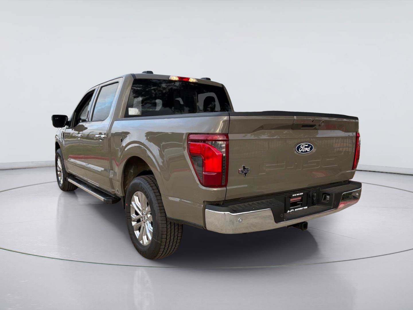 Used 2026 Ford F150 XLT w/ Equipment Group 302A MID AWD/4WD image 4