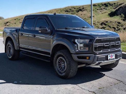 Certified 2019 Ford F150 Raptor w/ Equipment Group 802A Luxury AWD/4WD image 8
