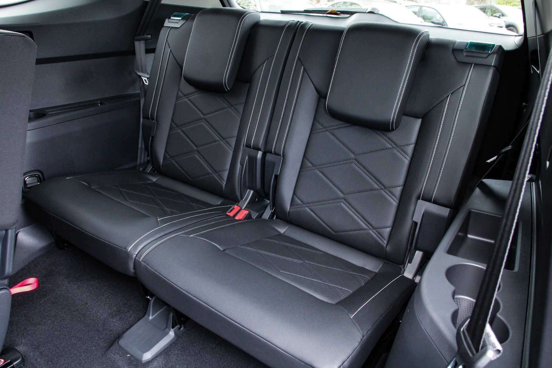 Used 2026 Volkswagen Atlas SE FWD image 32