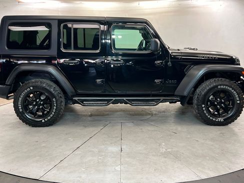 Used 2022 Jeep Wrangler Unlimited Sport AWD/4WD image 6