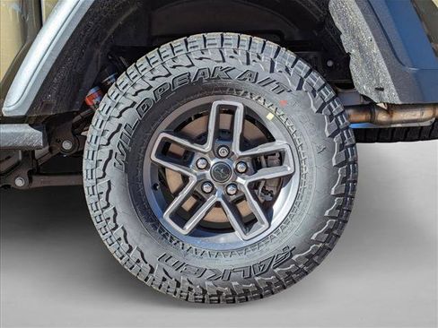 New 2026 Jeep Gladiator Mojave w/ Safety Group AWD/4WD image 9