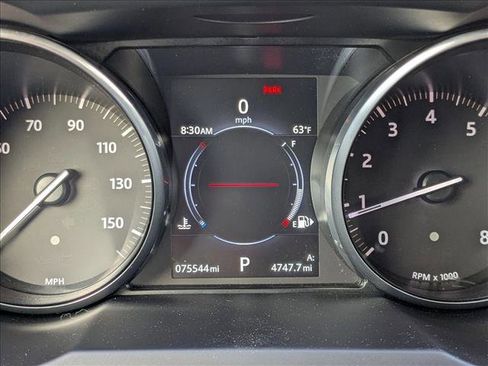 Used 2017 Land Rover Range Rover Evoque SE image 11