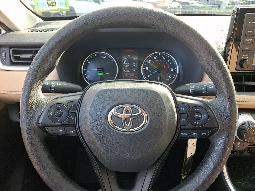 Used 2019 Toyota RAV4 LE w/ Carpet Mat Package AWD/4WD image 18