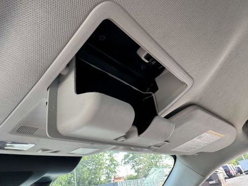 Used 2022 Ford Maverick XL image 18