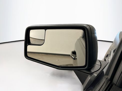 Used 2024 GMC Sierra 1500 Elevation image 16