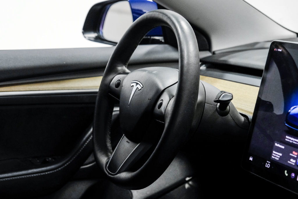 Used 2023 Tesla Model 3 Performance AWD/4WD image 17