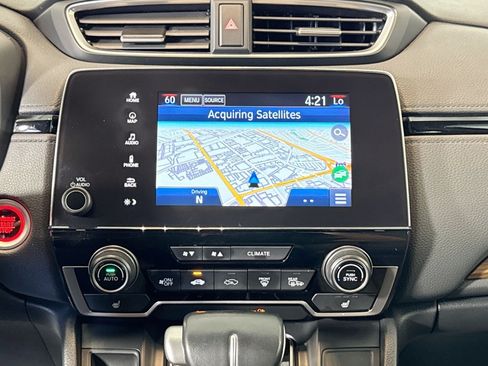 Used 2018 Honda CR-V Touring image 13