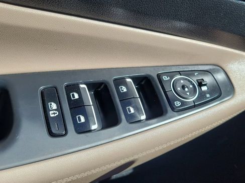 Used 2023 Hyundai Santa Fe SE FWD image 17