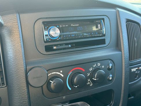 Used 2005 Dodge Ram 1500 Truck SLT w/ Trailer Tow Group image 31