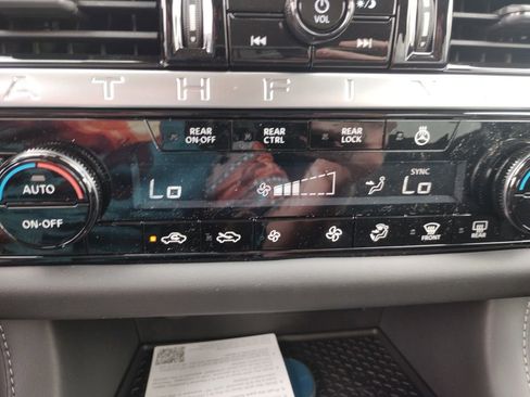 New 2026 Nissan Pathfinder SL AWD/4WD image 20