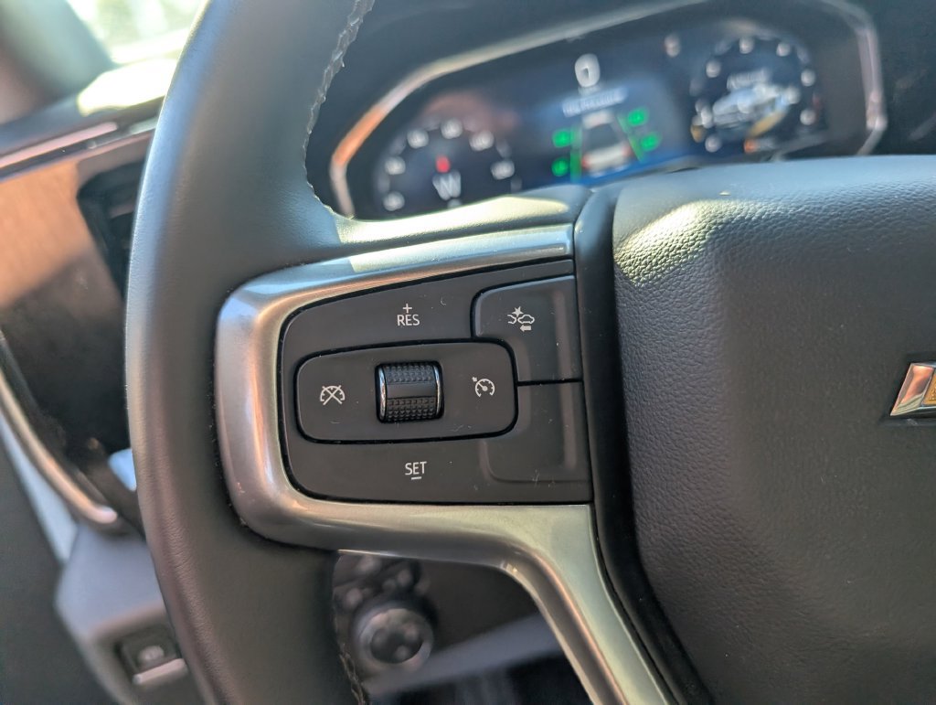 Used 2024 Chevrolet Silverado 2500 LT AWD/4WD image 18