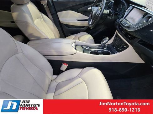 Used 2017 Buick Envision Premium w/ Driver Confidence Package image 16