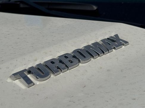 Used 2026 Chevrolet Silverado 1500 Custom image 10