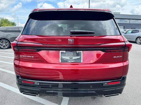 Used 2025 Buick Enclave Sport Touring w/ Power Package image 4