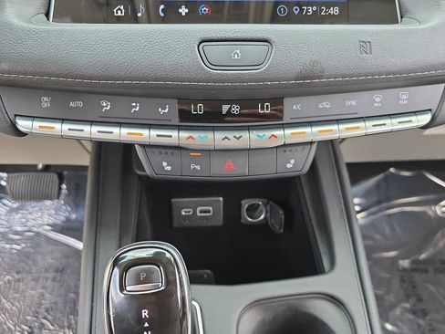 Used 2020 Cadillac XT4 Luxury w/ Cold Weather Package FWD image 25