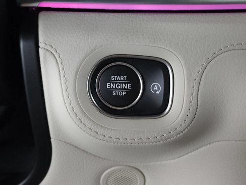 Used 2026 Mercedes-Benz GLS 580 4MATIC w/ Night Package image 17