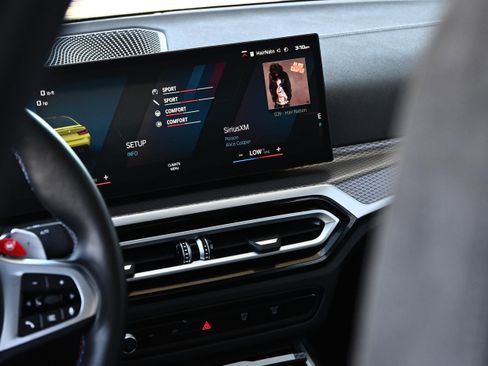 Used 2024 BMW M3 Competition w/ Executive Package image 27