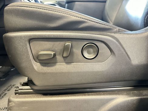 Used 2024 Chevrolet Tahoe LT image 20