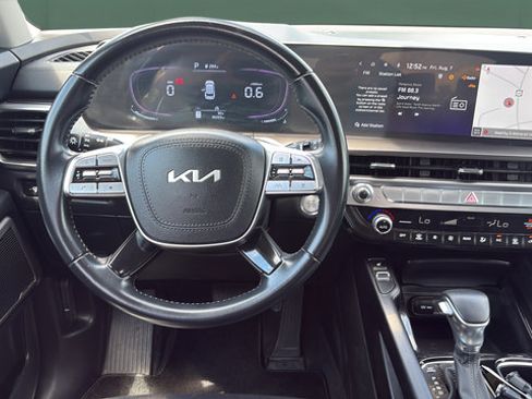 Used 2025 Kia Telluride S AWD/4WD image 20