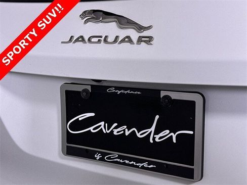 Used 2020 Jaguar F-PACE Premium image 32