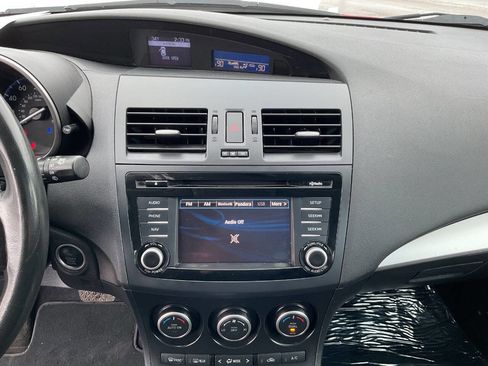 Used 2013 MAZDA MAZDA3 i Grand Touring image 19