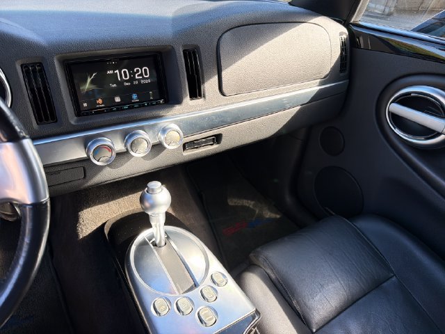 Used 2006 Chevrolet SSR w/ Preferred Equipment Group RWD image 24