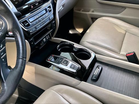 Used 2020 Honda Ridgeline RTL-E image 17