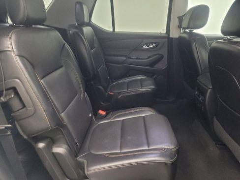 Used 2018 Chevrolet Traverse LT AWD/4WD image 19