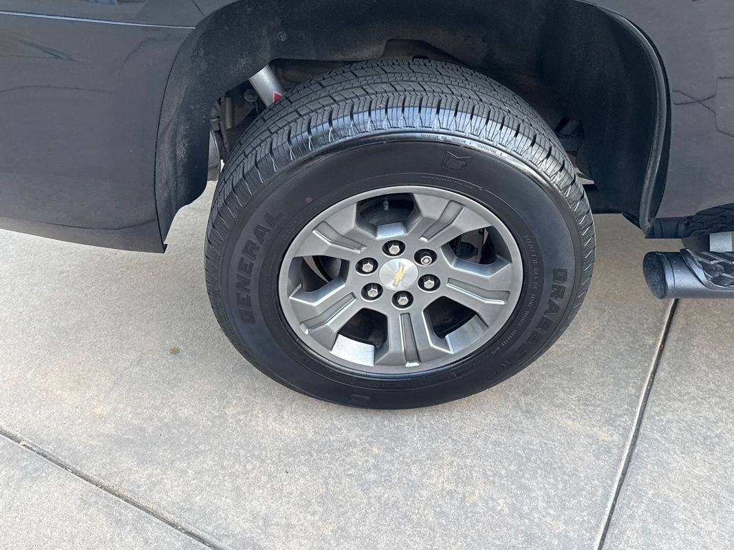 Used 2017 Chevrolet Tahoe LT AWD/4WD image 14