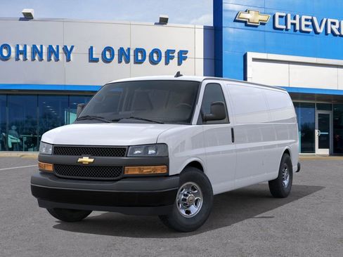 New 2025 Chevrolet Express 3500 Extended image 6