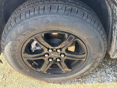 Used 2022 GMC Acadia AT4 w/ Technology Package